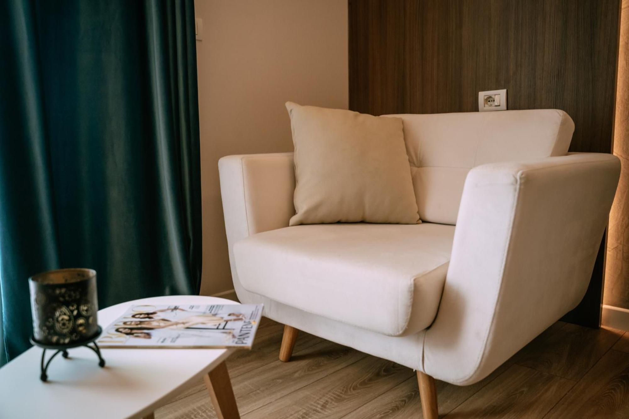 Albanian Star Hotel Kryemëdhej Esterno foto