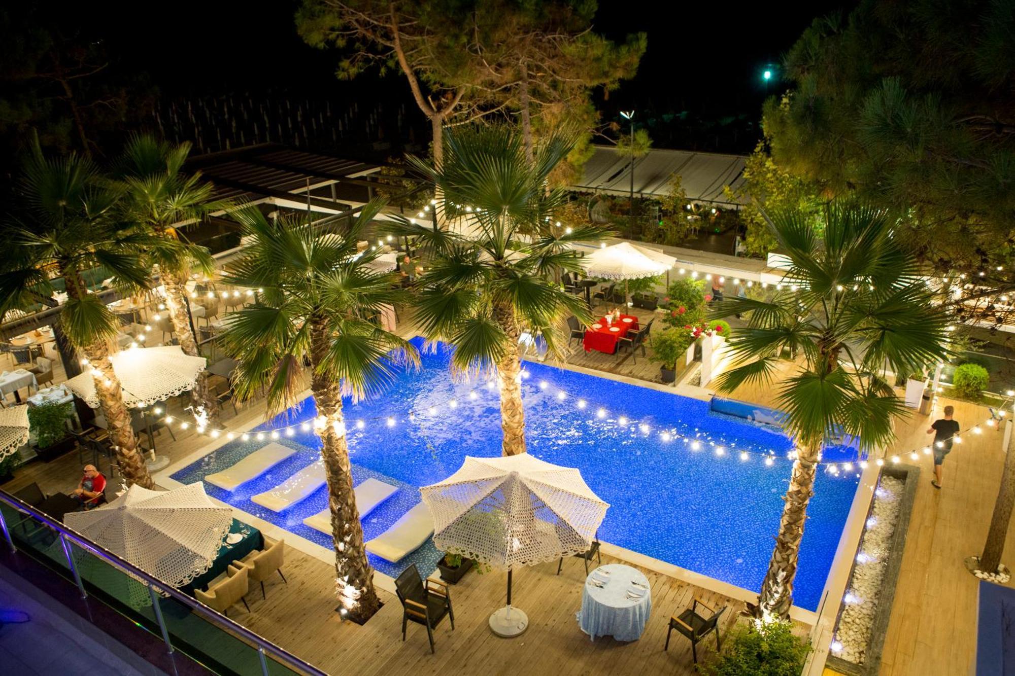 Albanian Star Hotel Kryemëdhej Esterno foto