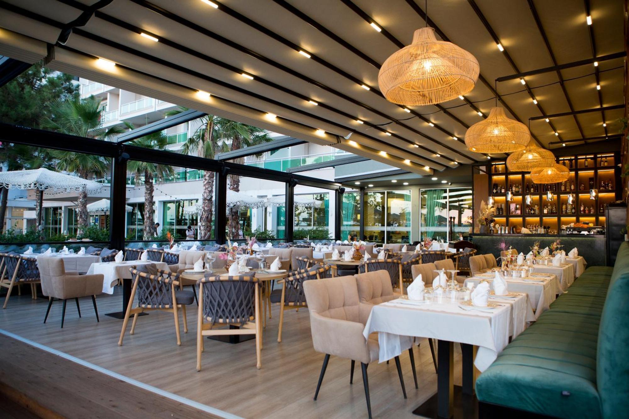 Albanian Star Hotel Kryemëdhej Esterno foto