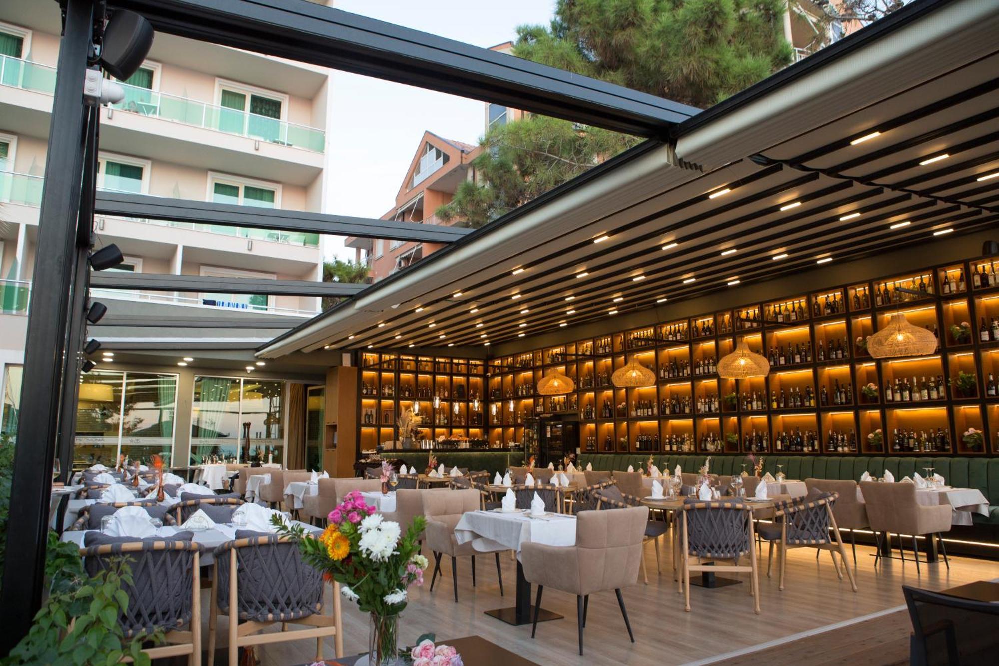 Albanian Star Hotel Kryemëdhej Esterno foto